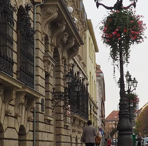 Kghn Grodzka Апартаменти *